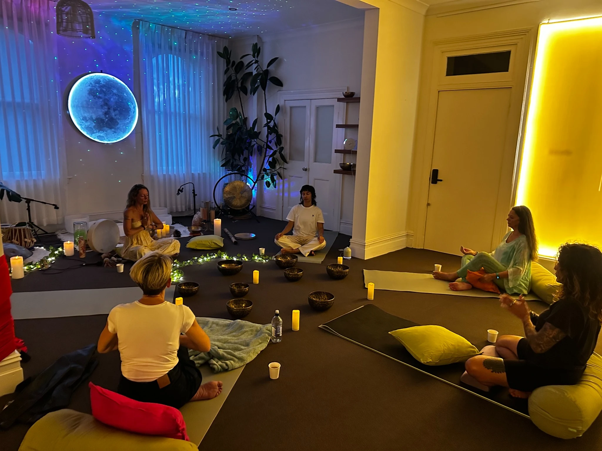 Giada Lovelight voice and sound gathering at Mystic Wellness